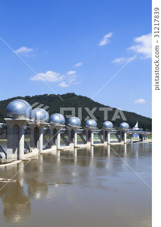 Ipo Bo, Namhan River, Yeoju-gun, Gyeonggi-do 31217839