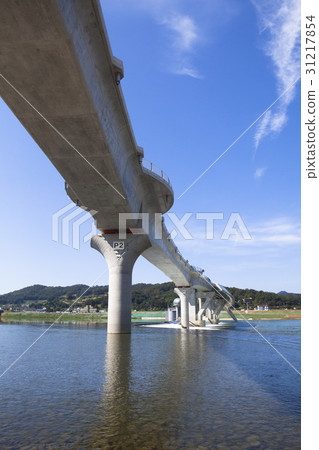 Ipo Bo, Namhan River, Yeoju-gun, Gyeonggi-do Ipo Bo, Namhan River, Yeoju-gun, Gyeonggi-do 31217854