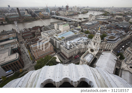 Blackfriars Bridge, St Paul's Cathedral, River Thames, London, England 31218557