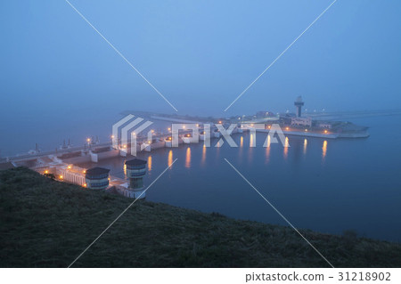 Saemangeum 33 center, nature shelter, Saemangeum aqueduct Shinsyu drainage gate, Saemangeum seawall, Gunsan city, Jeonbuk Saemangeum 33 center, nature shelter, Saemangeum aqueduct Shinsyu drainage gate, Saemangeum seawall, Gunsan city, Jeonbuk 31218902