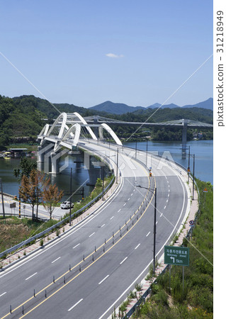 塘沽橋,Urib橋,Namhan河,忠州市,忠北省 塘沽橋,Urib橋,Namhan河,忠州市,忠北省 31218949