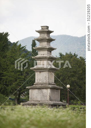Boryeong Sacred Valley, Geojeon Stone Pagoda (Treasure 19), Seongju Saji (Historic Site 307), Sungju, Boryeong, Chungnam 31219205