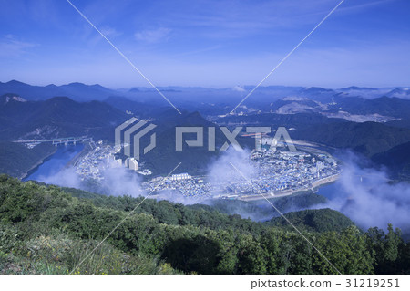 Sangjin Bridge, Ko Soo Bridge, Yangsan Mountain, Namhan River, Danyang, Chungbuk 31219251
