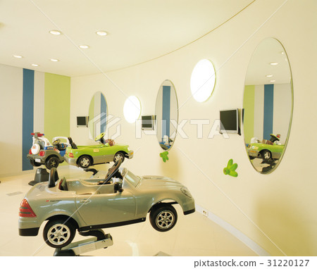 mirror, interior, crate 31220127