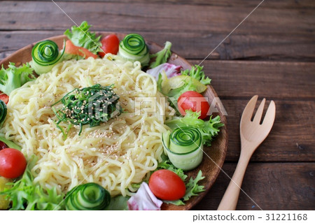 Reese's salad and chilled ramen Ramen salad Reese's salad and chilled ramen Ramen salad 31221168