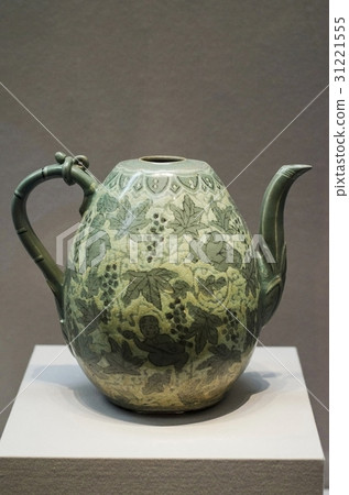 Celadon vine pattern maker, Goryeo celadon, National Museum of Korea, Yongsan-gu, Seoul 31221555