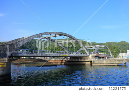 Kotomiya Coral Bridge 31221775