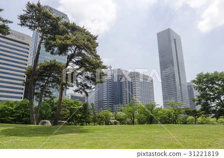 Woori Investment & Securities Building, Hanwha Investment & Securities Building, FKI Hall, Yeouido Park, Securities Co., Yeouido, Yeongdeungpo-gu, Seoul 31221819
