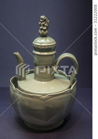 青瓷獅子裝飾茶壺和山牆，韓國國立博物館，龍山區，首爾 31222008