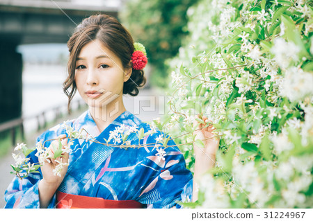 穿著浴衣的女人 31224967