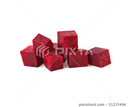 Beetroot cube slice closeup isolated  31225494