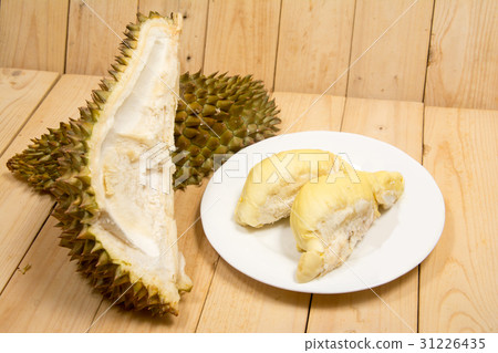 durian mon thong is king of fruits 31226435