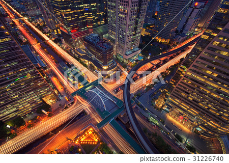 Sathorn Intersection, BTS Chong nonsi, Downtown Bangkok, Thailan Sathorn Intersection, BTS Chong nonsi, Downtown Bangkok, Thailan 31226740