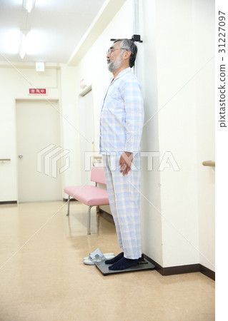 測量高度 31227097