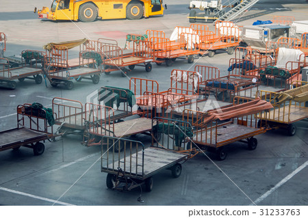 empty carts for Luggage standing in airport 31233763