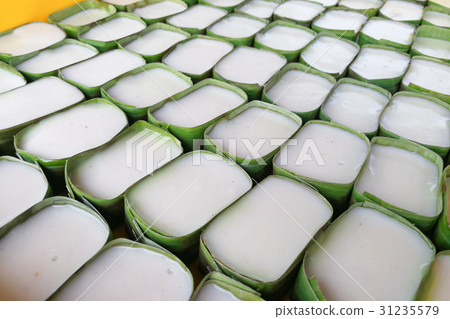 Tepung pelita, popular sweet dessert in Malaysia Tepung pelita, popular sweet dessert in Malaysia 31235579