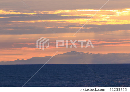 知床半島的黎明 31235833