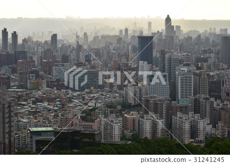 大樓 商辦 城市 摩天大樓 象山 信義區 辦公大樓 商業大樓 市中心 旅遊勝地 台灣 信義區 101 大樓 商辦 城市 摩天大樓 象山 信義區 辦公大樓 商業大樓 市中心 旅遊勝地 台灣 信義區 101 31241245