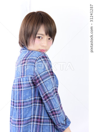 Young lady's hair style Young lady's hair style 31241287