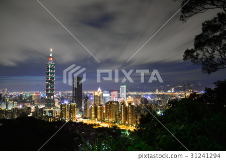 101 台北101 台北1o1 摩天大樓 夜景 夜空 象山 辦公大樓 商業大樓 旅遊勝地 台灣 101 台北101 台北1o1 摩天大樓 夜景 夜空 象山 辦公大樓 商業大樓 旅遊勝地 台灣 31241294