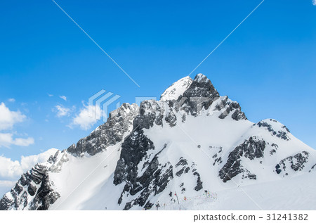 Landscape Of Yulong Snow Mountain Yunnan China Stock Photo 31241382 Pixta