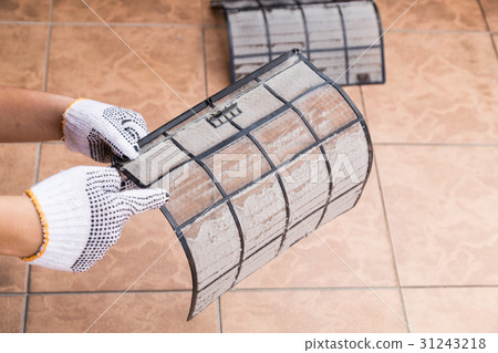 Person point dirty dust on air conditioner filter Person point dirty dust on air conditioner filter 31243218
