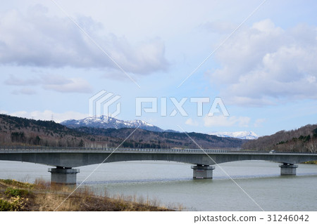Goto Owl Lake Goto Owl Lake 31246042
