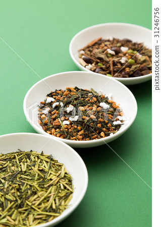 tea leaf  31246756