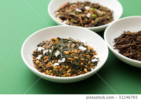 tea leaf  31246765