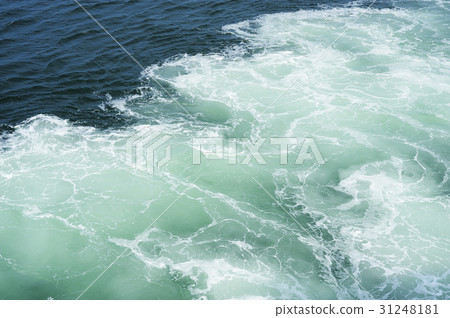 波浪噴霧 31248181