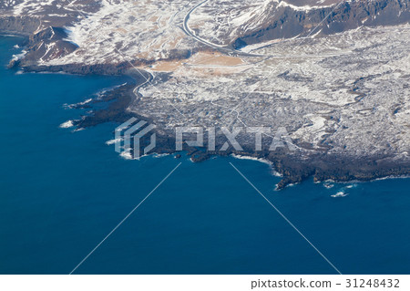 Top view, Iceland seacoast during winter Top view, Iceland seacoast during winter 31248432