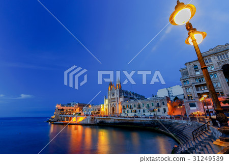 Malta. Our Lady of Mount Carmel Church at night. 31249589