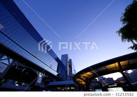 Dusk twentieth anniversary in front of Kyoto station b Dusk twentieth anniversary in front of Kyoto station b 31253582
