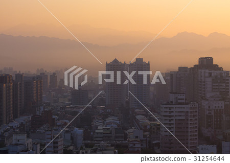 台中市的早晨與中央山脈 31254644