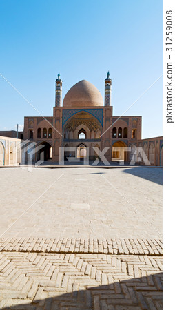 in iran the  old       mosque 31259008
