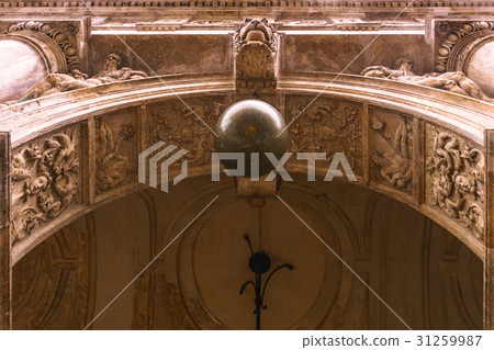 Architecture detail at Piazza San Marco in Venice. Architecture detail at Piazza San Marco in Venice. 31259987