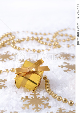 Golden Christmas decorations Golden Christmas decorations 31262555