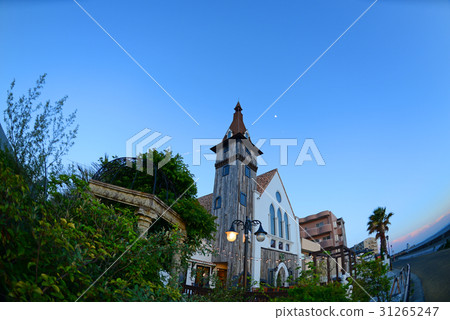 教堂和咖啡館 31265247