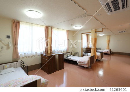 Long-term care facility Multi-bedroom room Quadruple room Long-term care facility Multi-bedroom room Quadruple room 31265601
