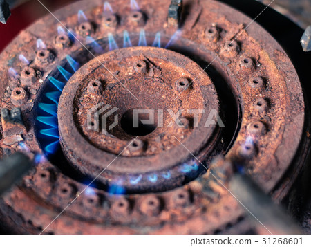Closeup rusty gas stove Closeup rusty gas stove 31268601