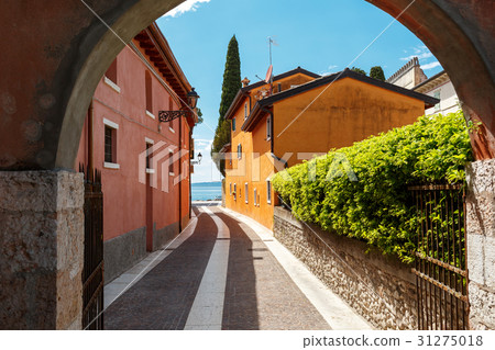 colorful houses and narrow streets. Lake Garda is colorful houses and narrow streets. Lake Garda is 31275018