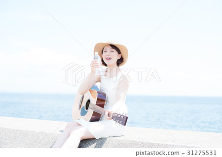 Guitar ladies Guitar ladies 31275531