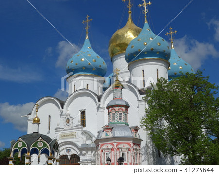 Trois-Sergiyev修道院02 Trois-Sergiyev修道院02 31275644