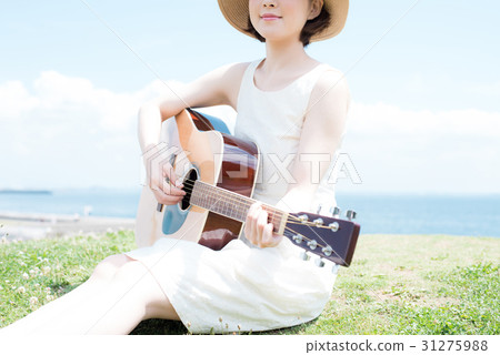 吉他女士 吉他女士 31275988