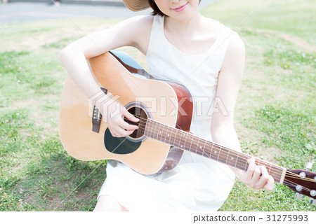 吉他女士 吉他女士 31275993
