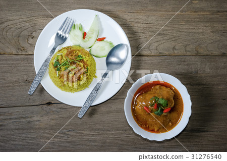 Chicken massaman curry with cooked turmeric Chicken massaman curry with cooked turmeric 31276540