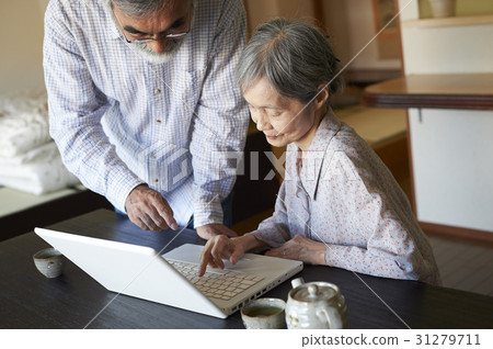 家庭護理 家庭護理 31279711