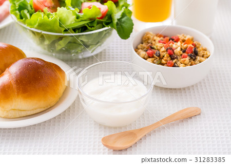 Image of breakfast 31283385