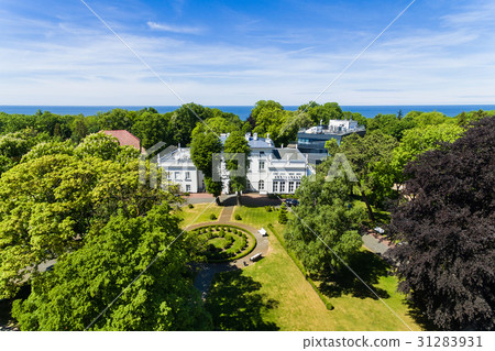House in a park House in a park 31283931