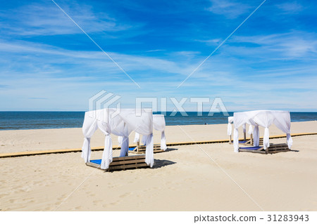 Beach holiday houses Beach holiday houses 31283943